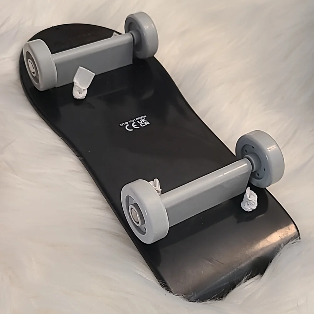 Build a bear skull skateboard